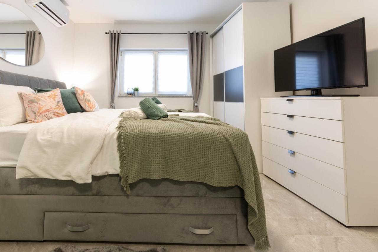 Apartmani Sun & Moon Бьеловар Экстерьер фото