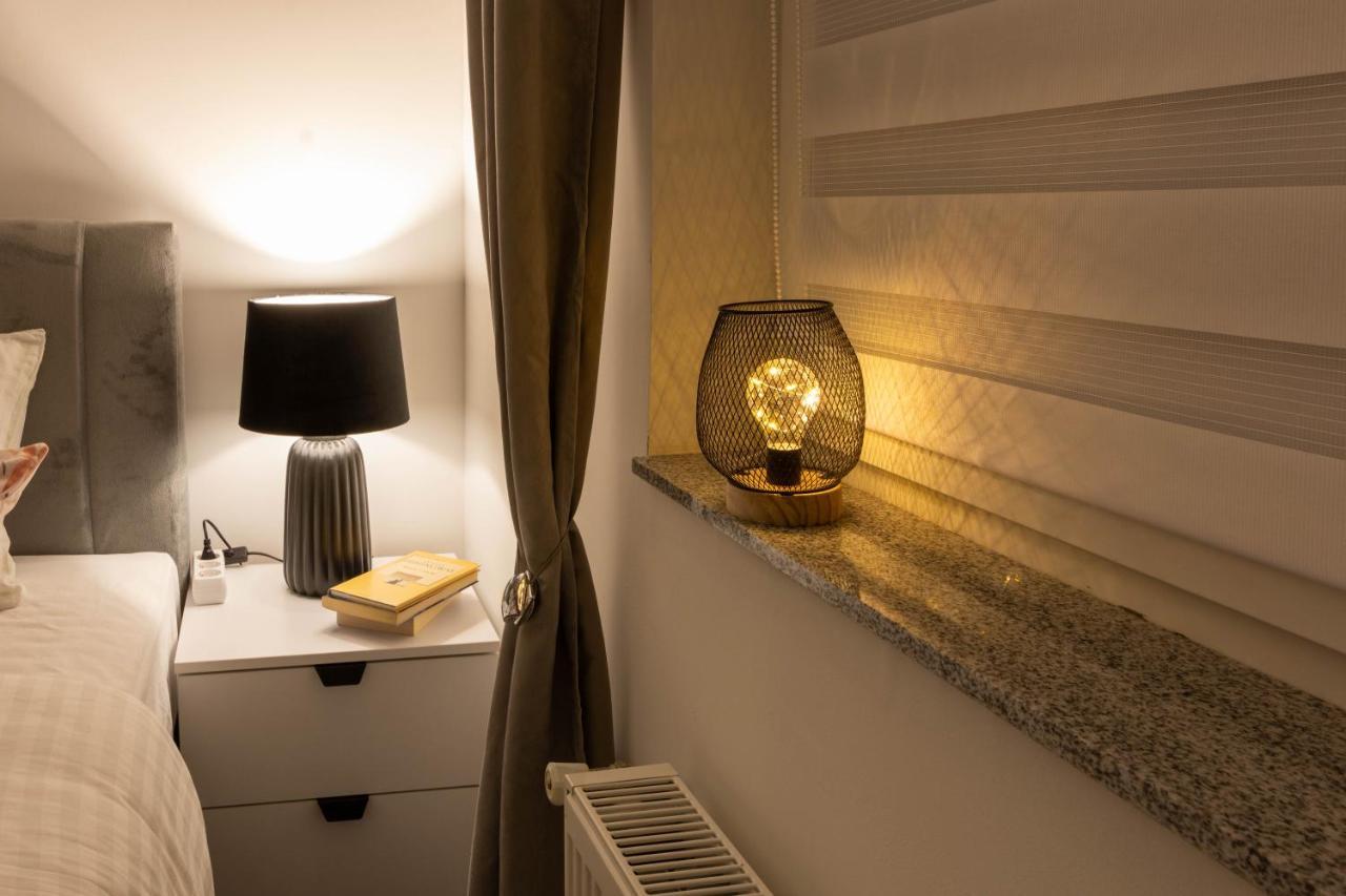 Apartmani Sun & Moon Бьеловар Экстерьер фото
