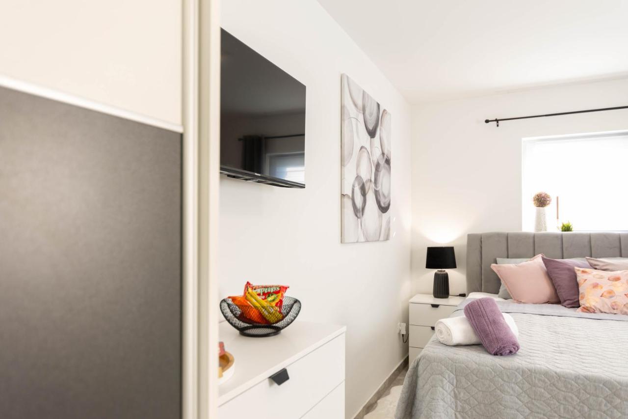 Apartmani Sun & Moon Бьеловар Экстерьер фото