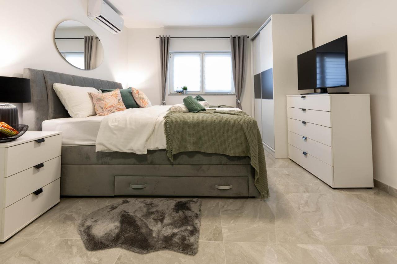 Apartmani Sun & Moon Бьеловар Экстерьер фото