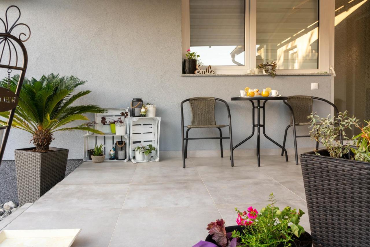 Apartmani Sun & Moon Бьеловар Экстерьер фото