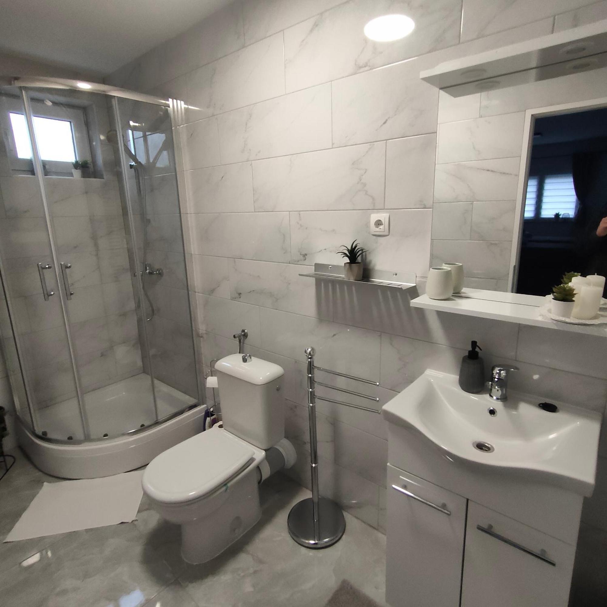 Apartmani Sun & Moon Бьеловар Экстерьер фото